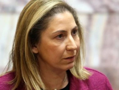 Έντονη άρνηση διαλόγου έχει το ΚΙΝΑΛ σύμφωνα με την Ξενογιαννακοπούλου